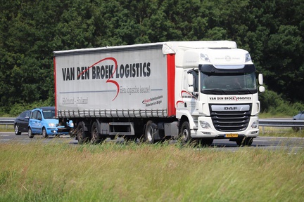 van den Broek Logistics 75-BJT-7